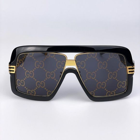 NEW Gucci GG0900S 001 Oversized  Black Shield Gold Logo Unisex Sunglasses - Picture 4 of 14